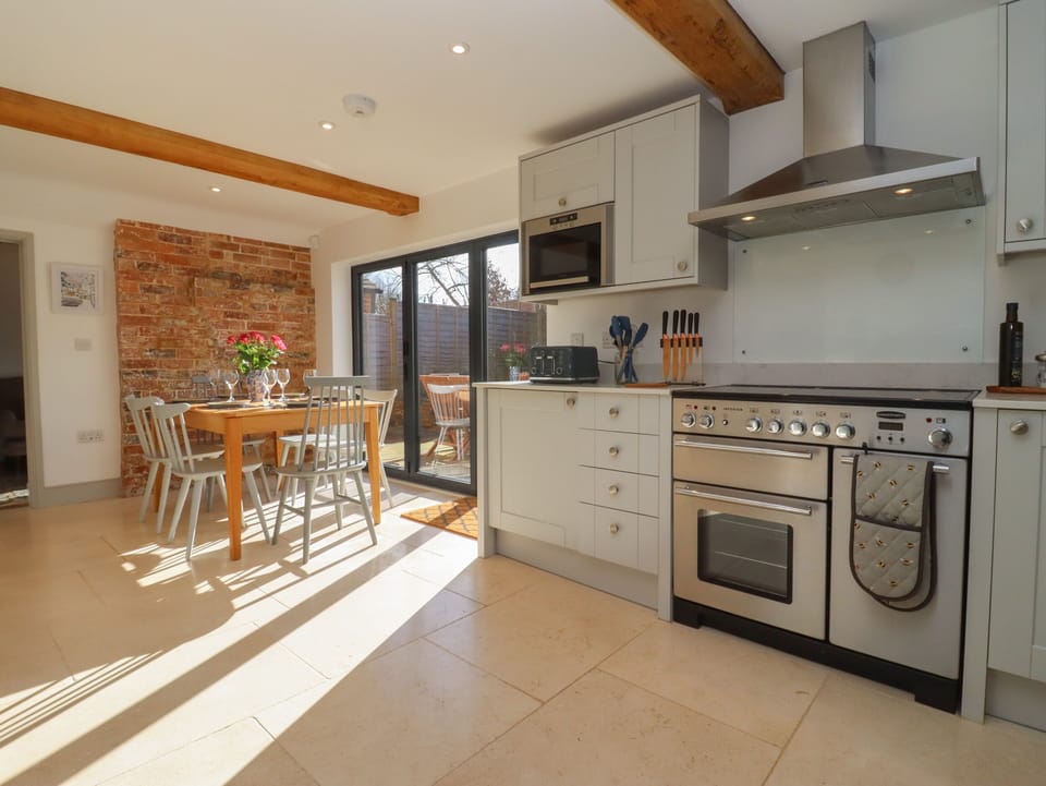 Fridge, dishwasher, electric kettle, toaster