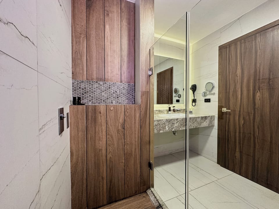 Bathroom shower