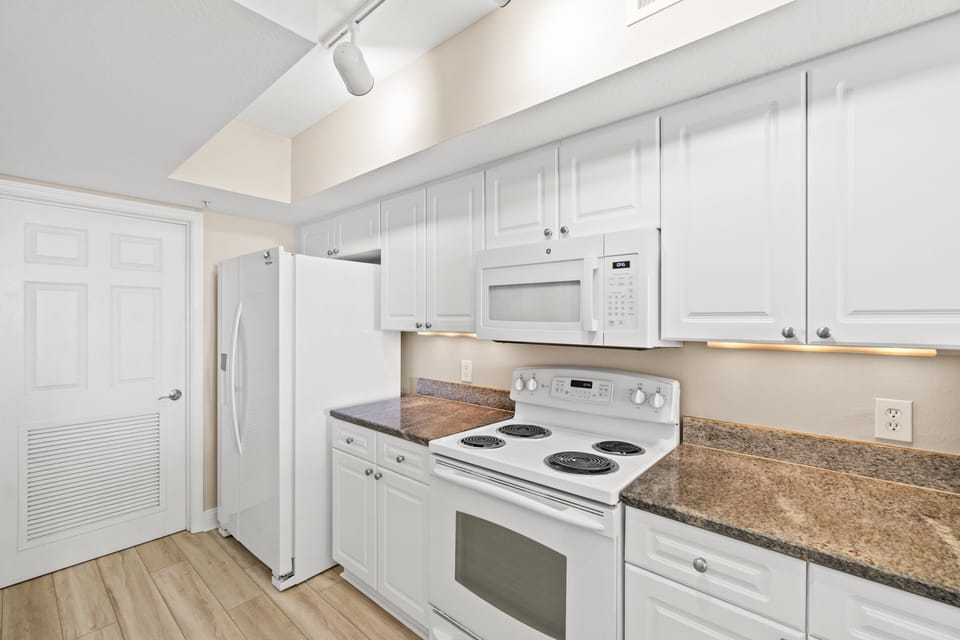 Full Size Kitchen with Bar Seating