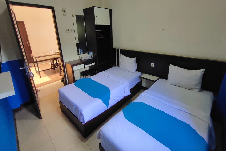 Standard Twin Room | WiFi (free), bed sheets