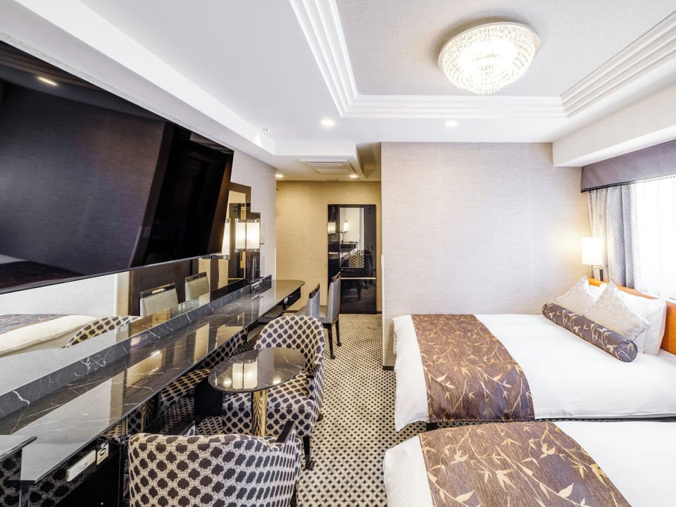 Deluxe Twin Room, Non Smoking | Desk, iron/ironing board, free WiFi, bed sheets