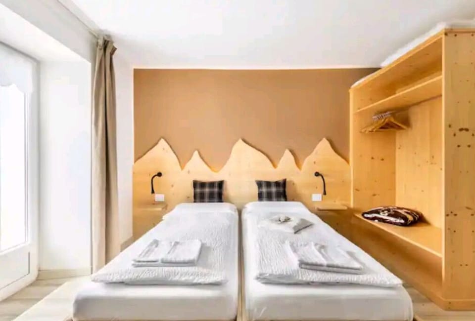 Basic Room | Hypo-allergenic bedding available, soundproofing