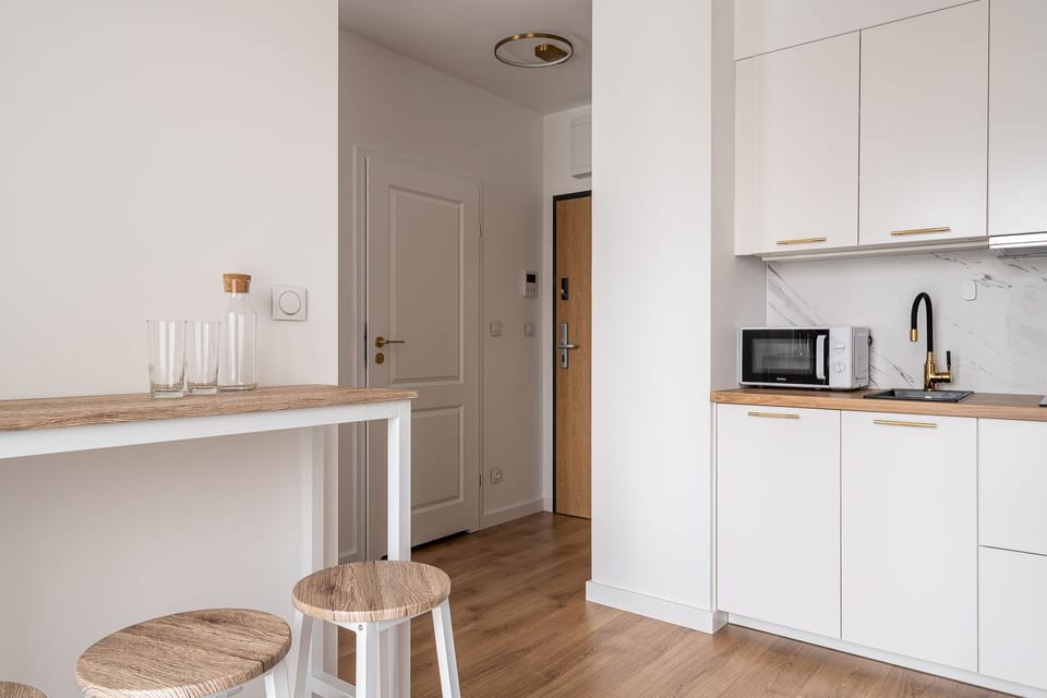 City Apartment | Private kitchenette | Fridge, stovetop, espresso maker, coffee/tea maker