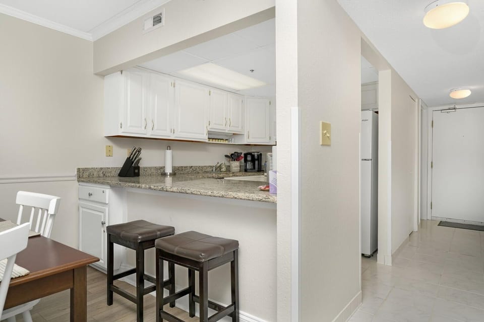 Condo, 2 Bedrooms | Private kitchen | Coffee/tea maker, fridge, oven, toaster