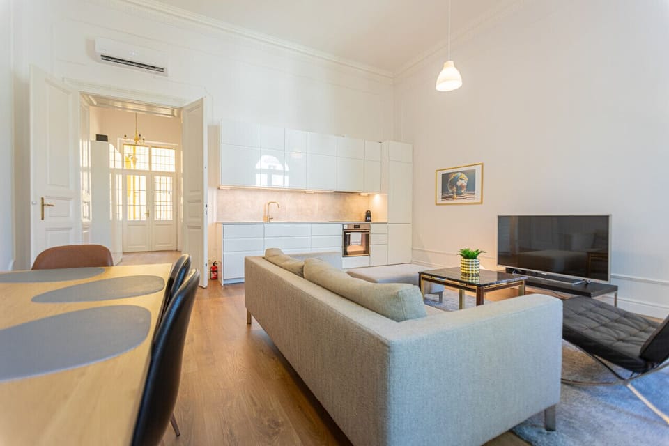 Living room/Kitchen