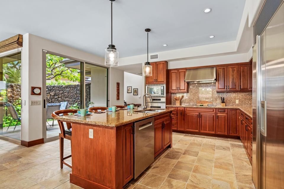 Well equipped kitchen with everything you need!