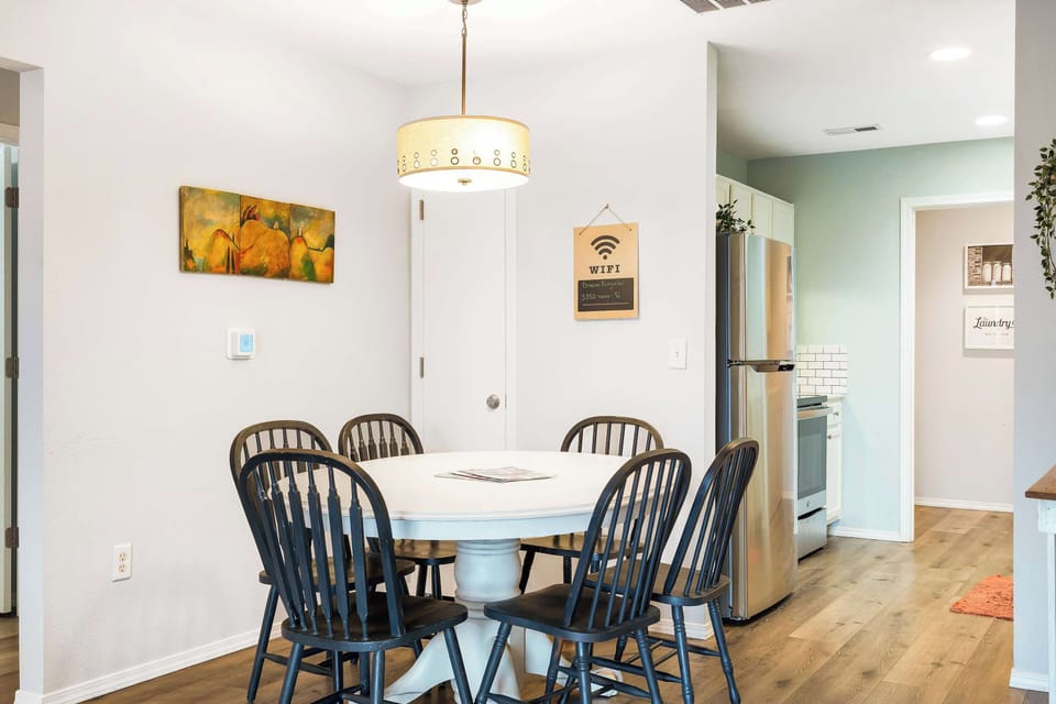 Condo, Multiple Beds, Patio, Garden View (Epic Branson Skyline Sunsets) | Dining