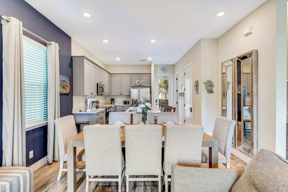 House, Multiple Beds, Pool Access, Pool View (The Sea Shelter) | Dining