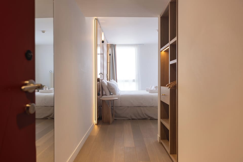 Superior Room, 1 Double Bed | Premium bedding, Select Comfort beds, in-room safe, desk