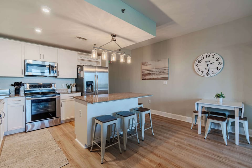 Condo, Multiple Beds, Balcony (Whitesands Retreat) | Private kitchen | Fridge, microwave, oven, stovetop