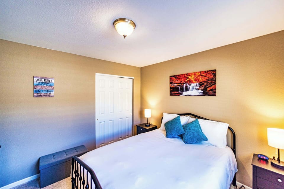 Condo, Multiple Beds, Pool Access (Highland Lake View) | 2 bedrooms, individually decorated, individually furnished, free WiFi