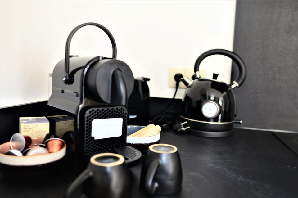 Comfort Apartment | Private kitchen | Full-size fridge, oven, stovetop, dishwasher