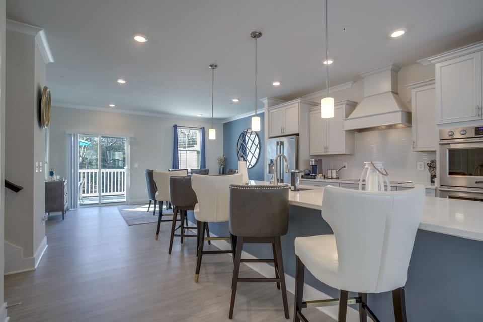 Kitchen | Double Wall Oven | Dishwasher | 2nd Floor