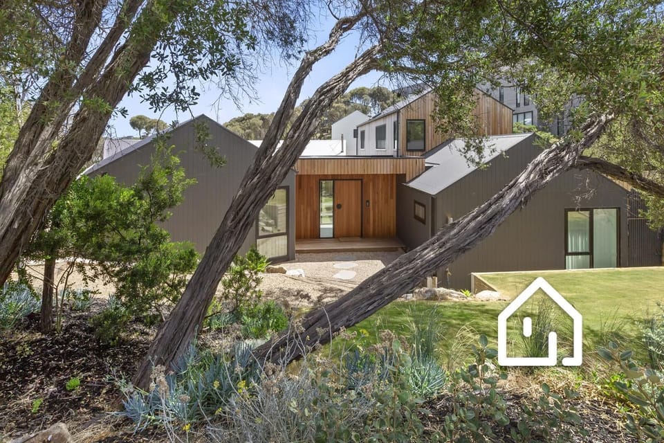 Step into superior comfort in this stunning new coastal home