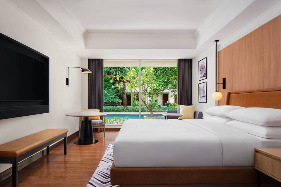 1 bedroom, premium bedding, minibar, in-room safe