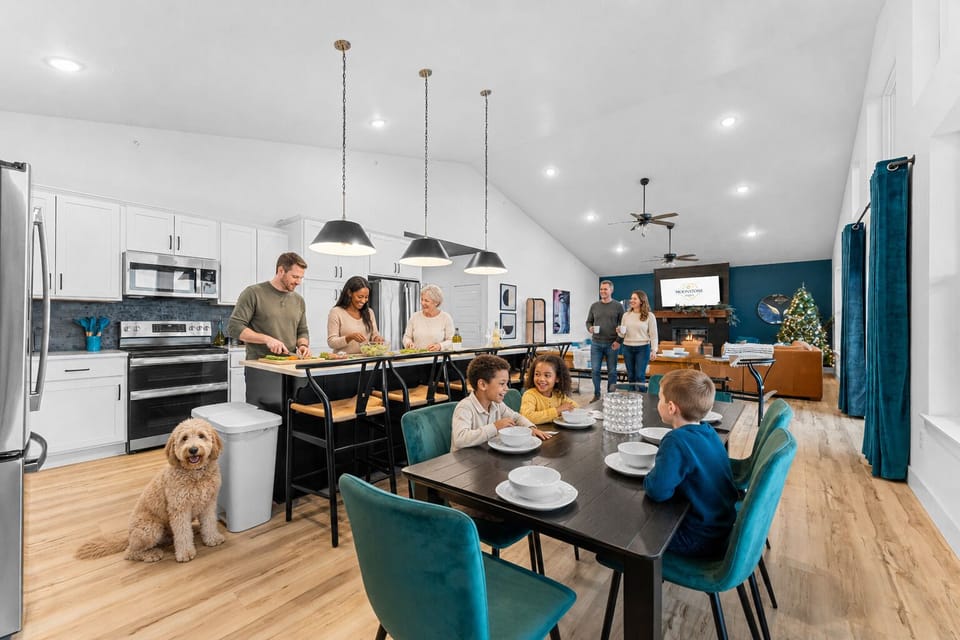 Room for everyone to enjoy a meal together, even furry family members. 