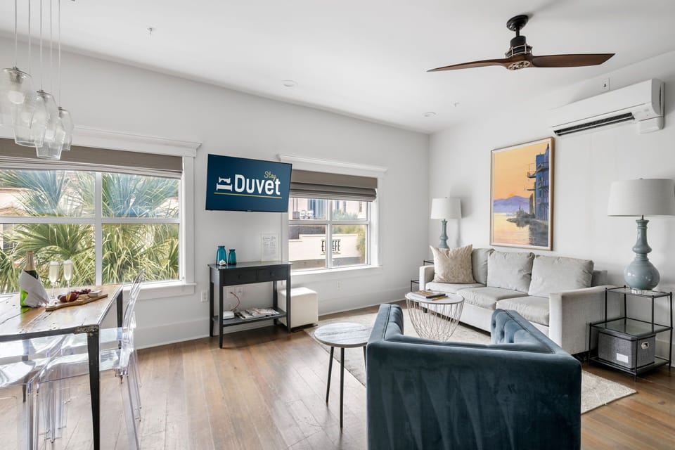 Spacious Natural Light Living Room with Queen Size Sleeper Sofa