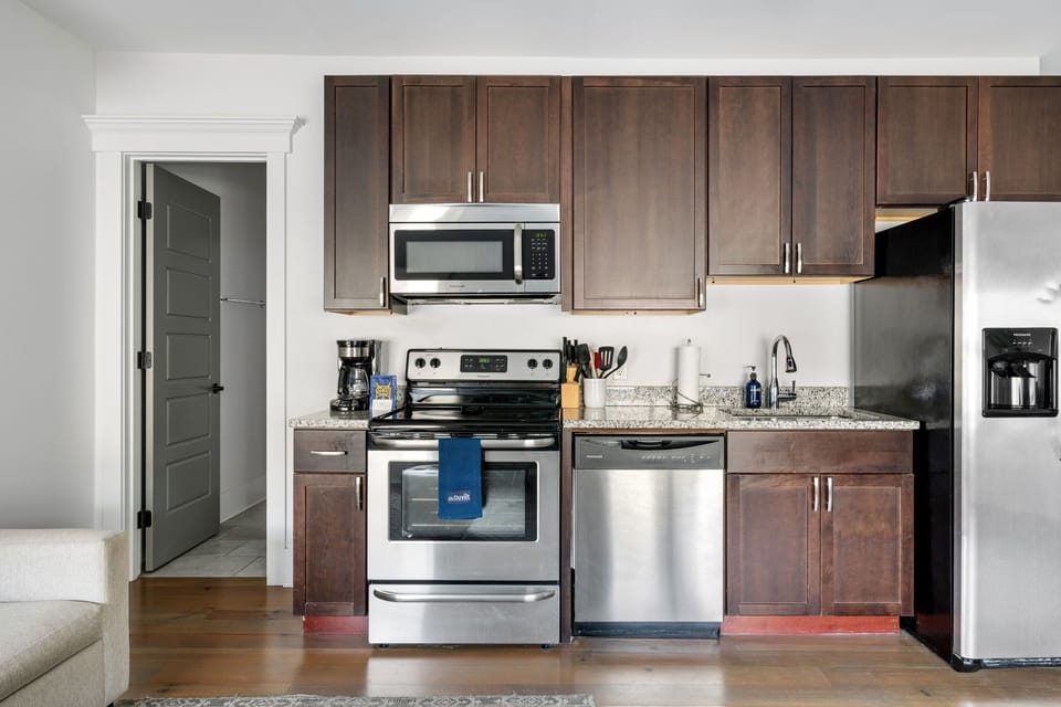 Fully Stocked Kitchen