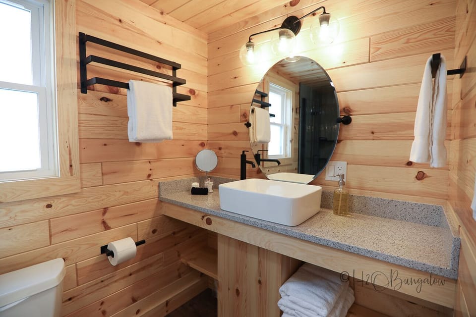 Convenient vanity, plus complimentary toiletries
