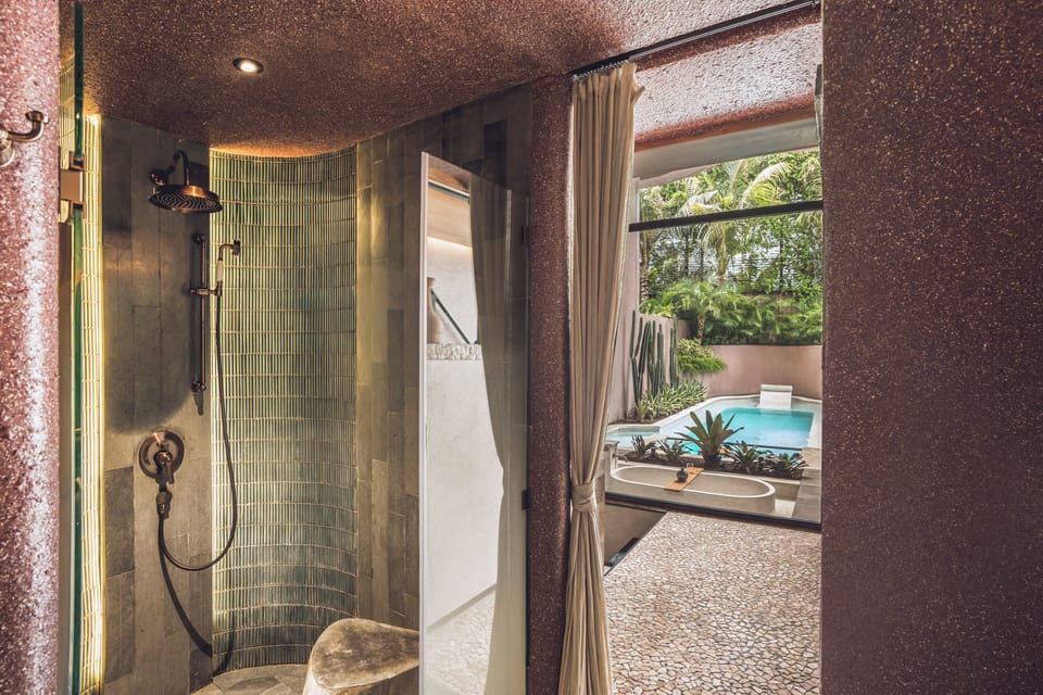 One Bedroom Villa with Private Pool & Bathtub | Bathroom | Separate tub and shower, deep soaking tub, rainfall showerhead
