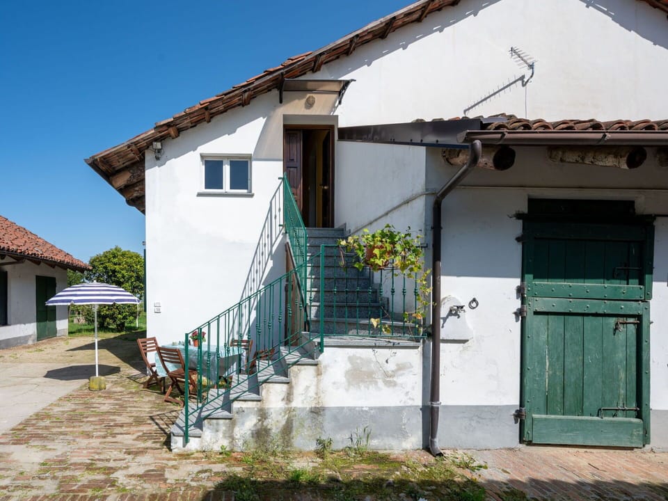 Plant, Building, Sky, Window, Azure, Door, House, Wood, Land Lot, Neighbourhood