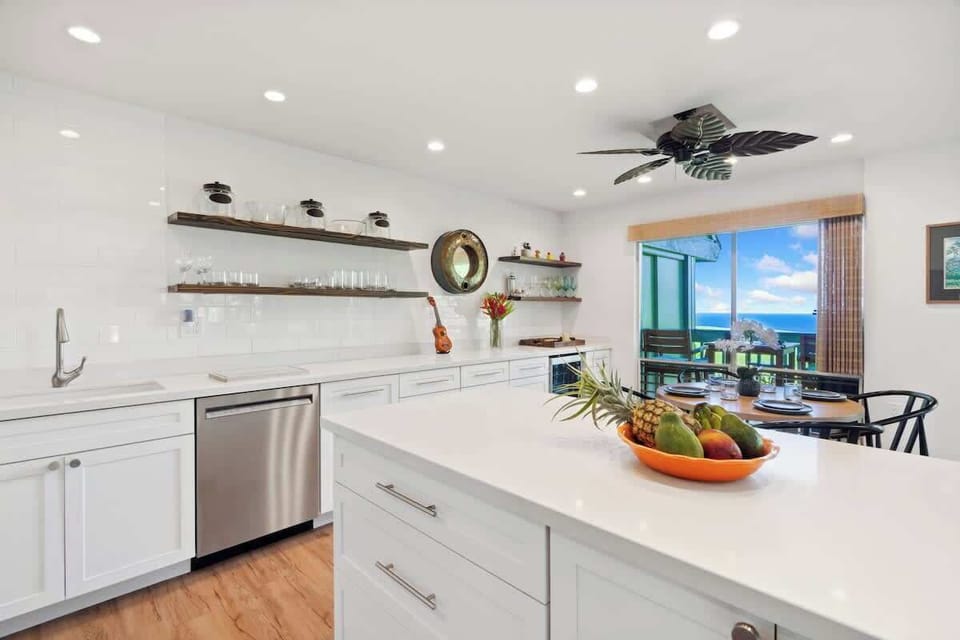State-of-the-art kitchen and appliances