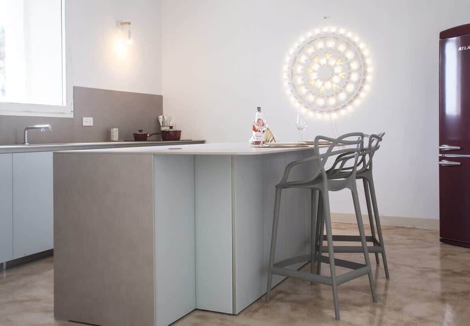 Kitchen with sea view