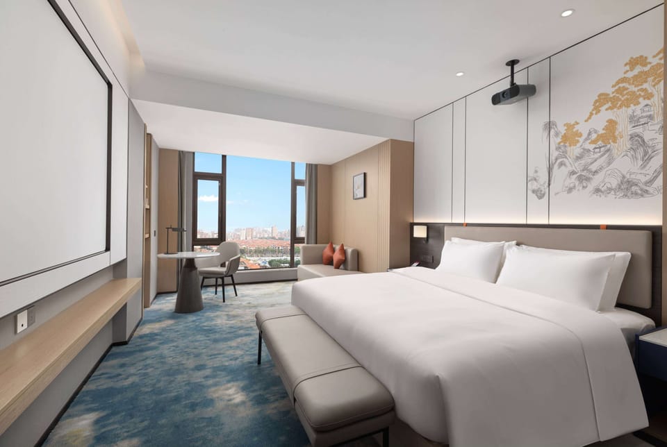 Room, 1 King Bed, Non Smoking (Recreation)
