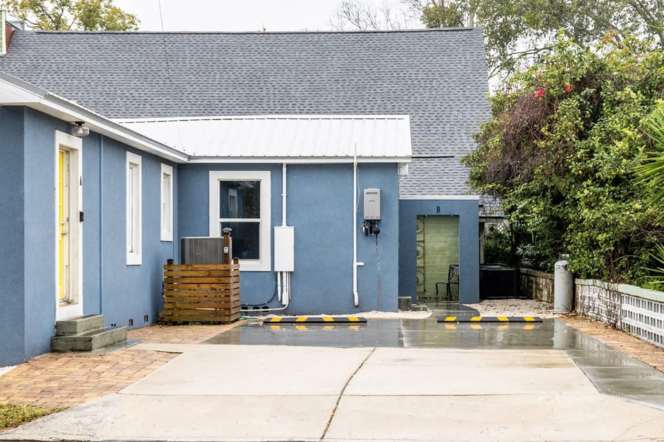 Parking spaces provide convenience to guests.