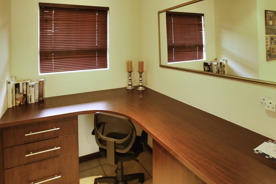 Concierge desk