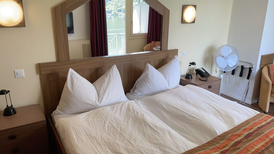 Premium bedding, pillowtop beds, in-room safe, desk