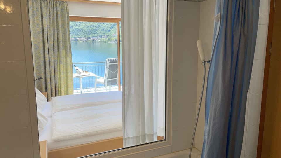 Premium bedding, pillowtop beds, in-room safe, desk