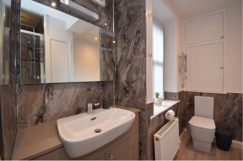 A great LED Demister mirror perfect for getting ready!