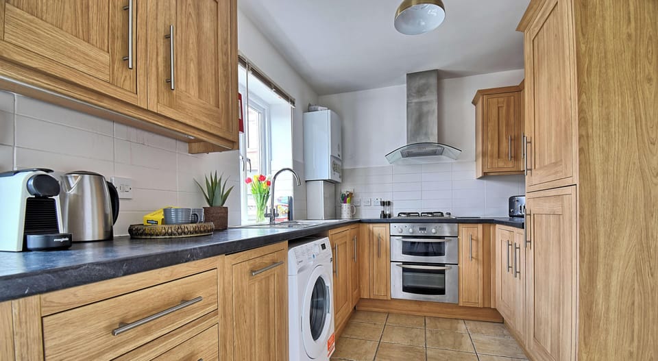 Kitchen 1