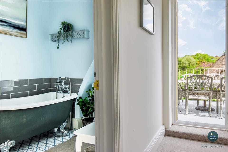 Bathroom Landing