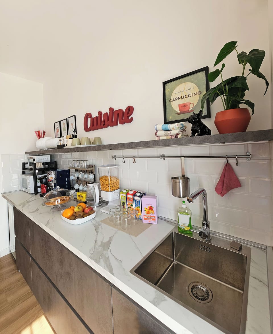 Free daily self-serve breakfast