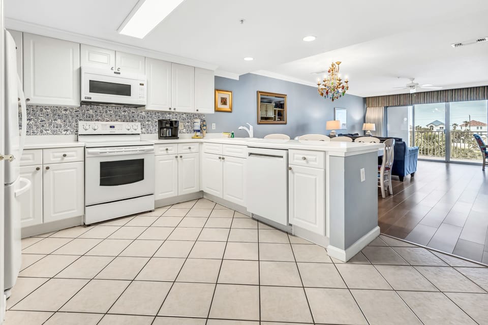 Kitchen equipped with everything you'll need!
