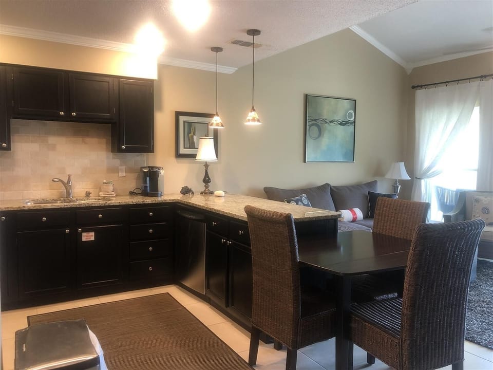 Condo, Multiple Beds (10G, Sandy's Beach Retreat) | Private kitchen | Fridge, oven, dishwasher, toaster