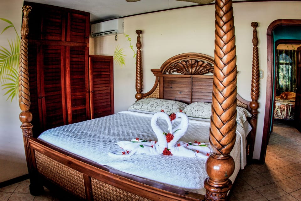 Standard Villa | 2 bedrooms, laptop workspace, bed sheets