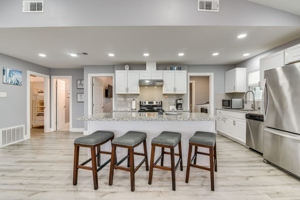 Kitchen | Drip Coffee Maker | Dishwasher | Cooking Basics