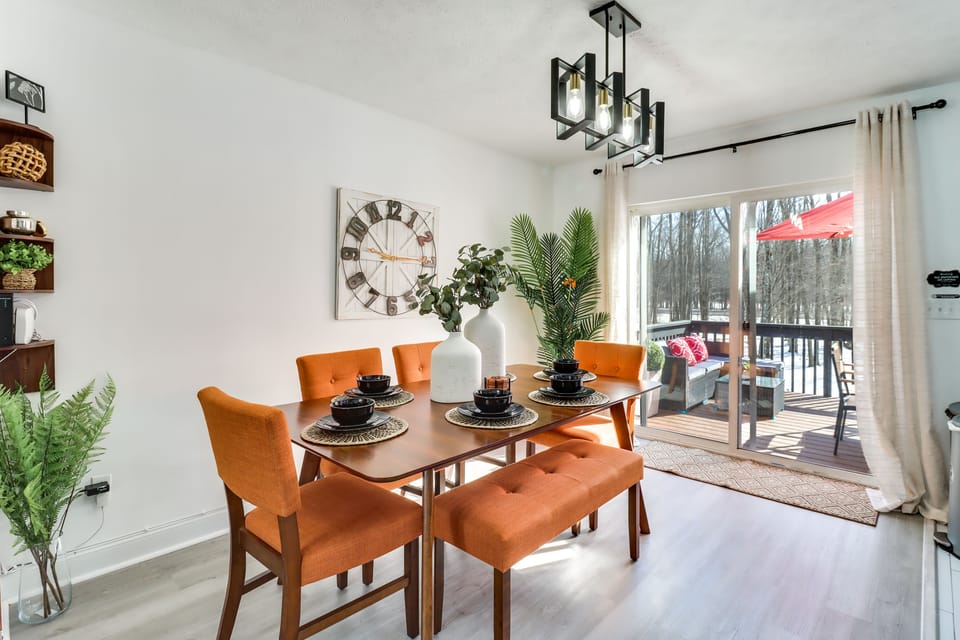Dining Area | Main Level | Free WiFi | Open Floor Plan