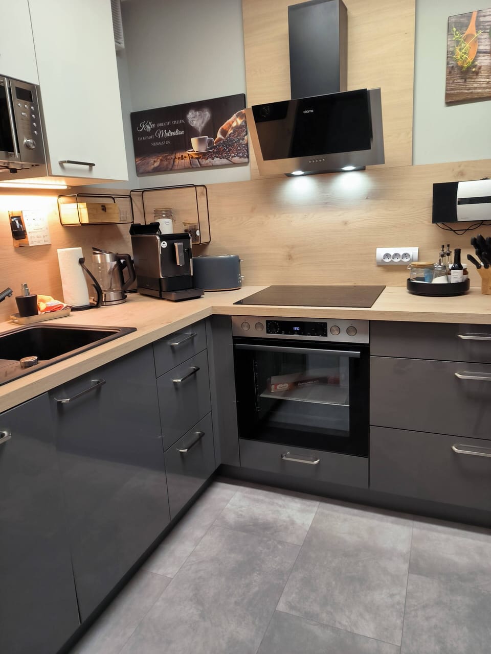 Private kitchen