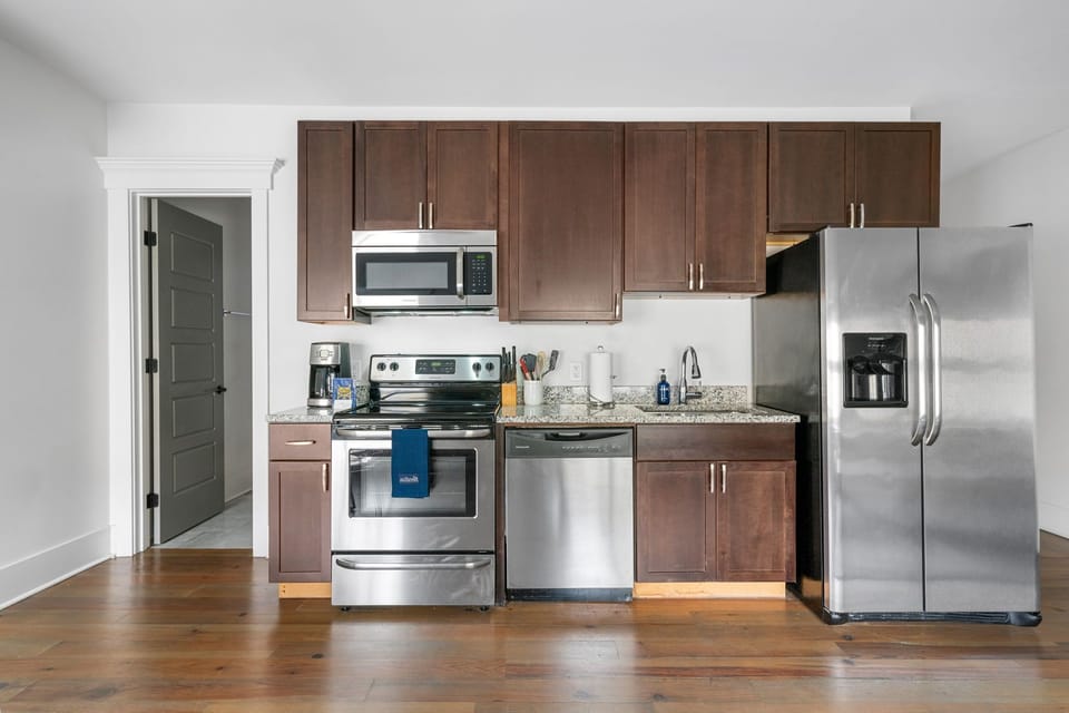 In the Heart of King Street! | Drayton Suite