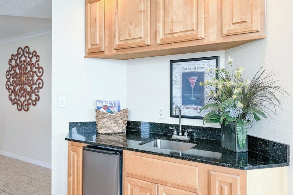 Wet bar
