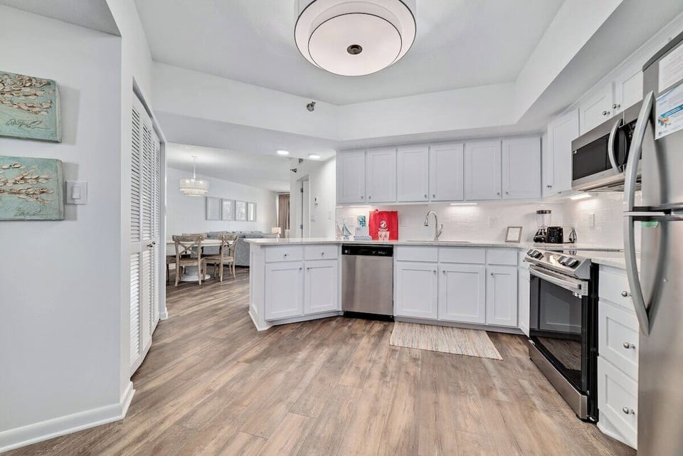 Fully equipped kitchen