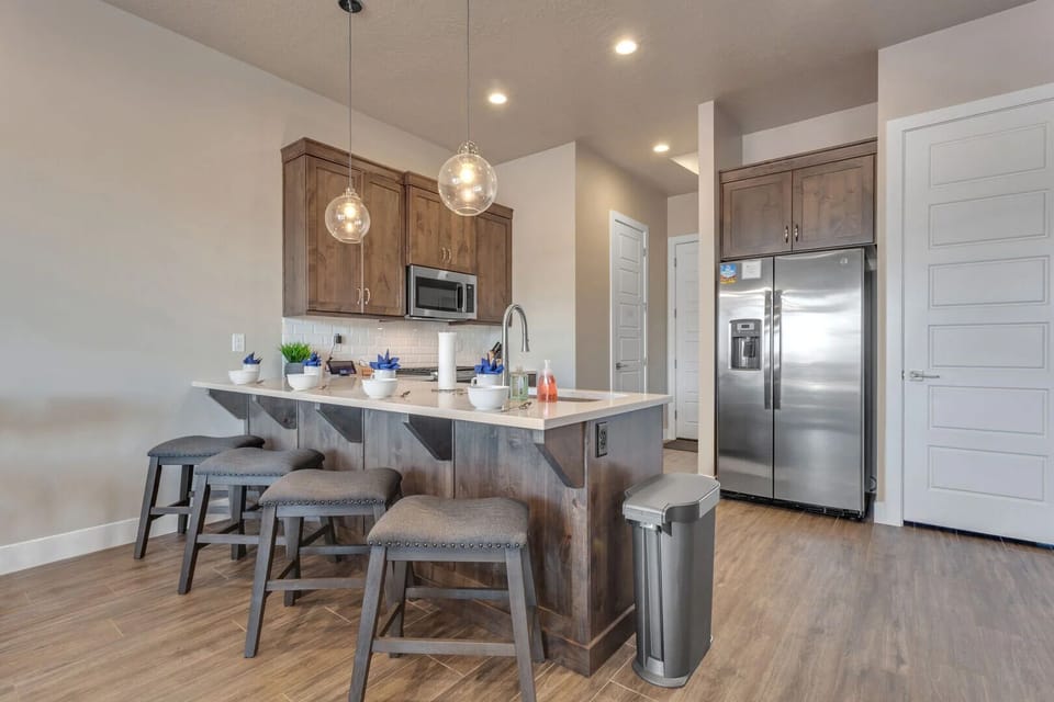 More kitchen seating