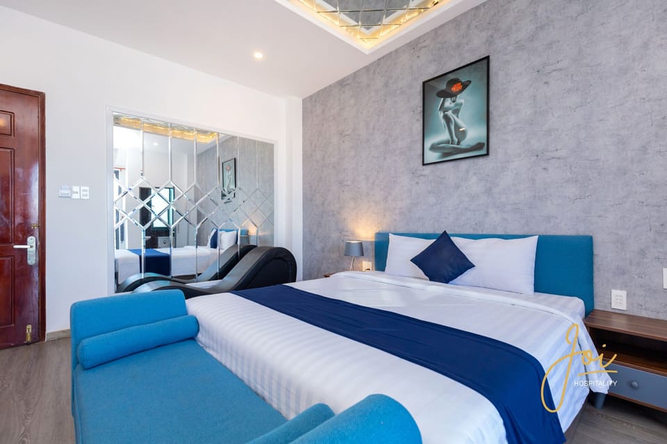 Panoramic Double Room, Balcony, Beach View | Desk, iron/ironing board (on request), WiFi (free), bed sheets