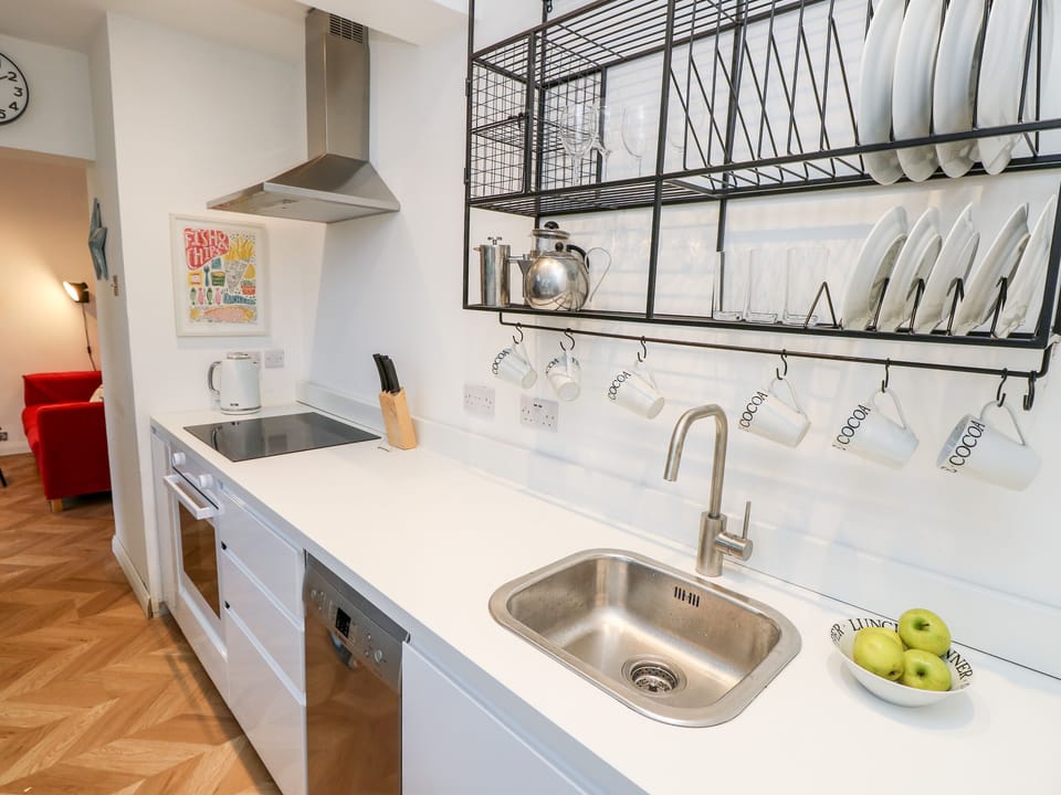 Dishwasher, cookware/dishes/utensils