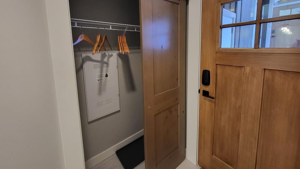 Townhome, 2 Bedrooms | Interior