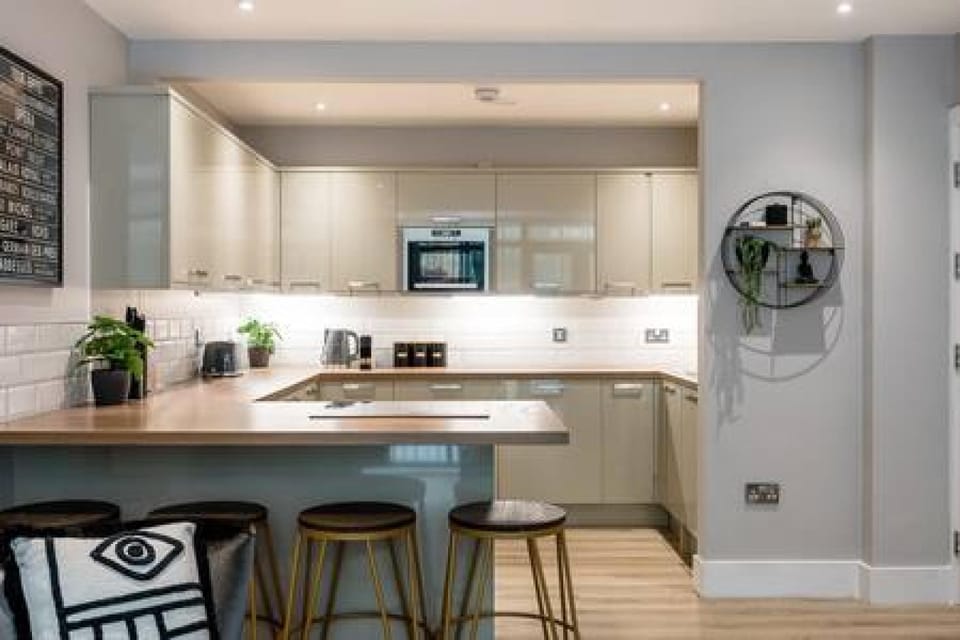 House | 2 bedrooms, iron/ironing board, Internet